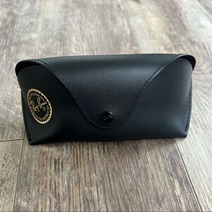 NWOT! Ray-Ban Sunglass Case - Black